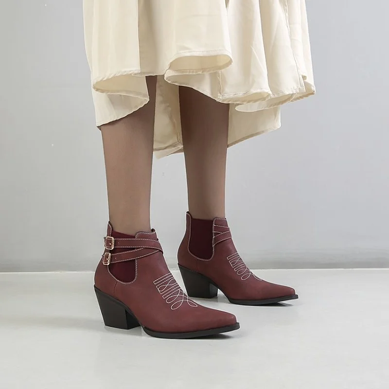 Autumn 2021 New European and American Retro Thick Heel Pointed Embroidery Western Knight Boots British Boots Women-823-2