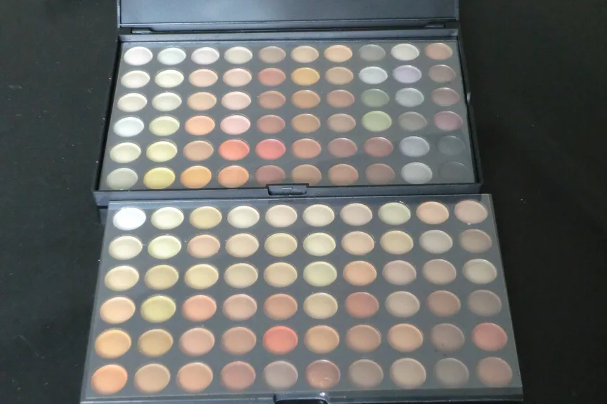 Новое поступление палитра нейтральных теплых теней для век Pro 28 цветов набор