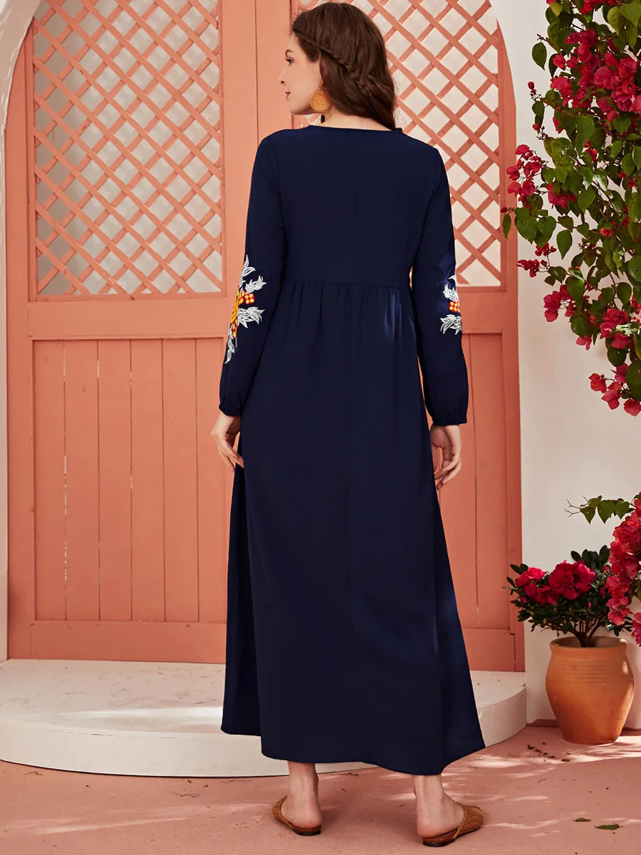 

M-4XL Plus Size Dress 2021 New Style Womens Round Neck Long Sleeve Fashion Embroidery Printing High Quality Beautiful Long Dress