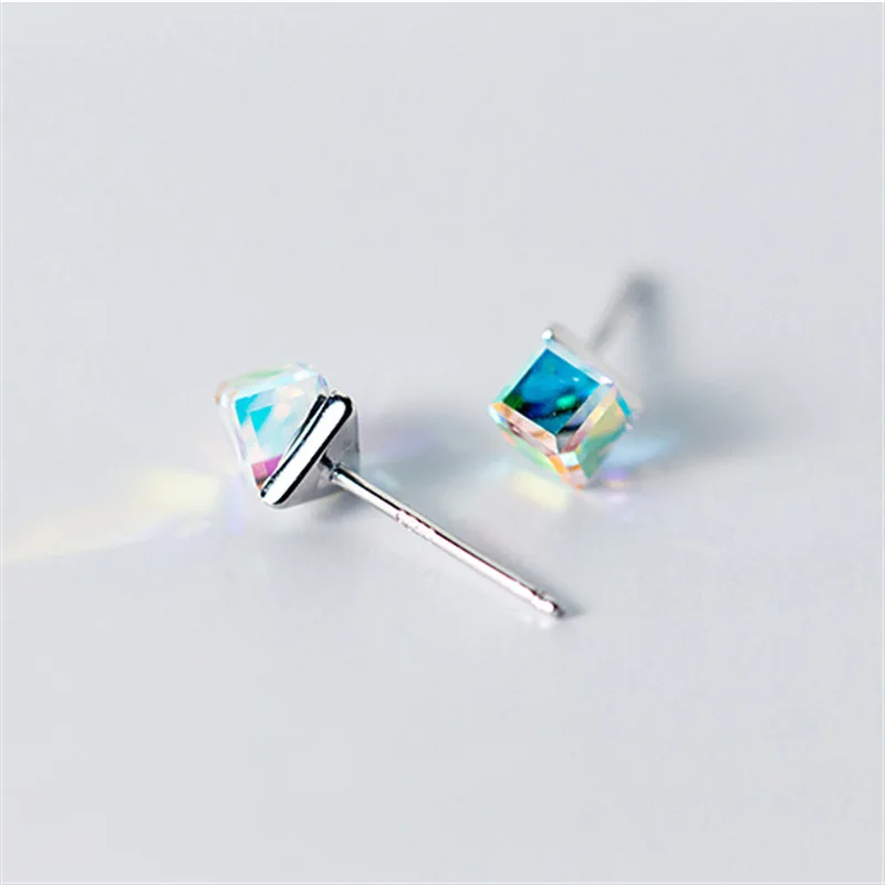 Женские серьги-гвоздики из серебра 925 пробы с кристаллом серьги-кубики в виде