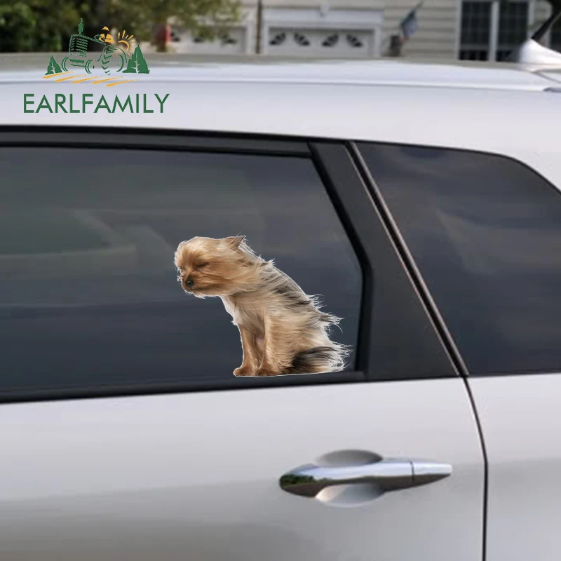 Автомобильная наклейка EARLFAMILY 13 см х 12 для йоркширского терьера собаки выдувающей