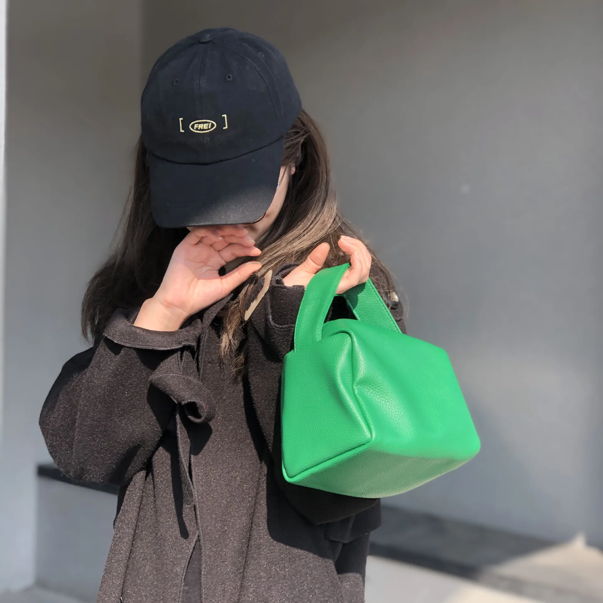 

Korean Style Lychee Pattern Women's Handbag Brands Designer Shoulder Crossbody Bags for Women 2021 Box Clutch Purses Female Ins