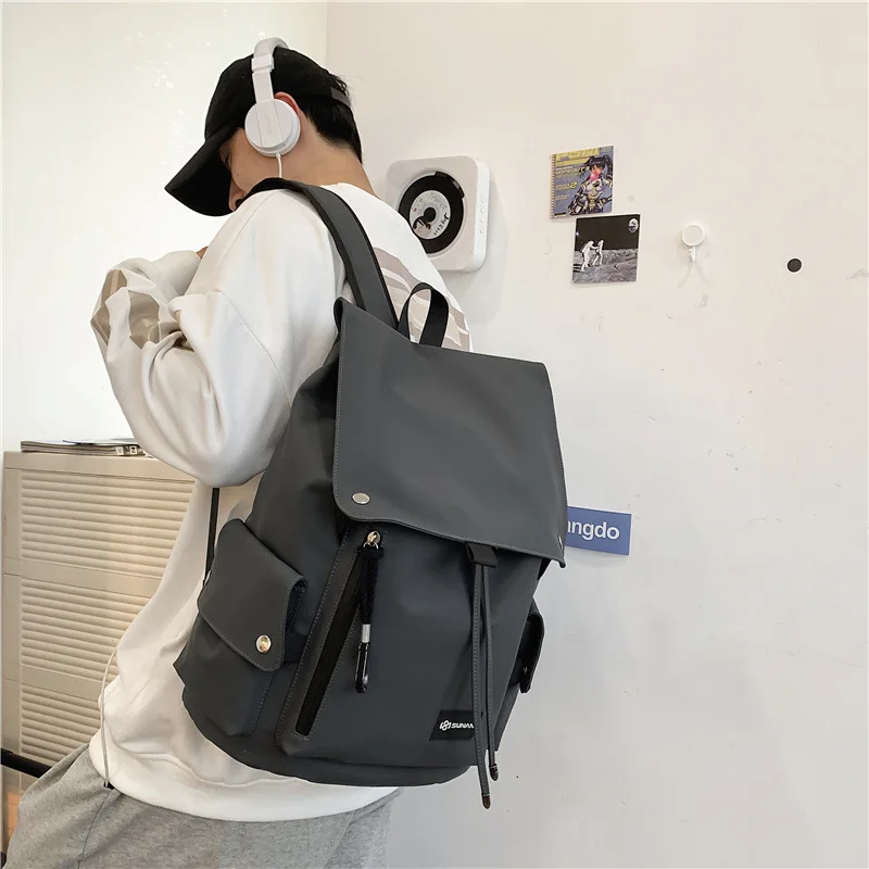 

Schoolbag large-capacity travel fashion backpack for men's casual female high school students and college students.
