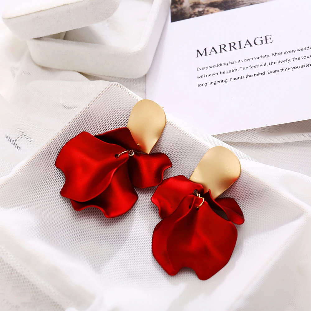 2019 новые металлические серьги креативные простые Лепестковые с красной розой