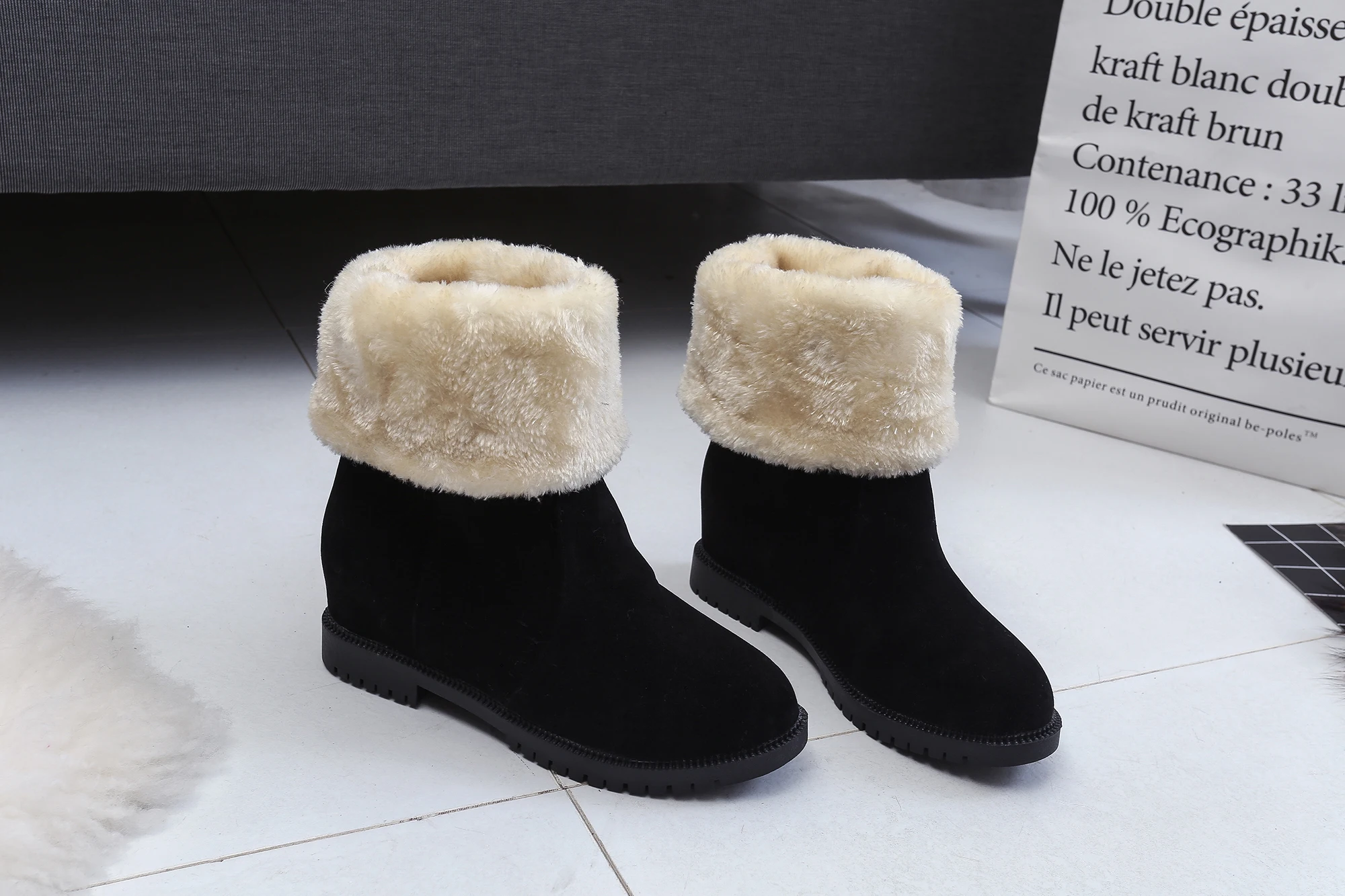 

Зимние Повседневные теплые женские студенческие туфли на толстой подошве с высоким верхом и круглым носком на плоской подошве Нескользящи...