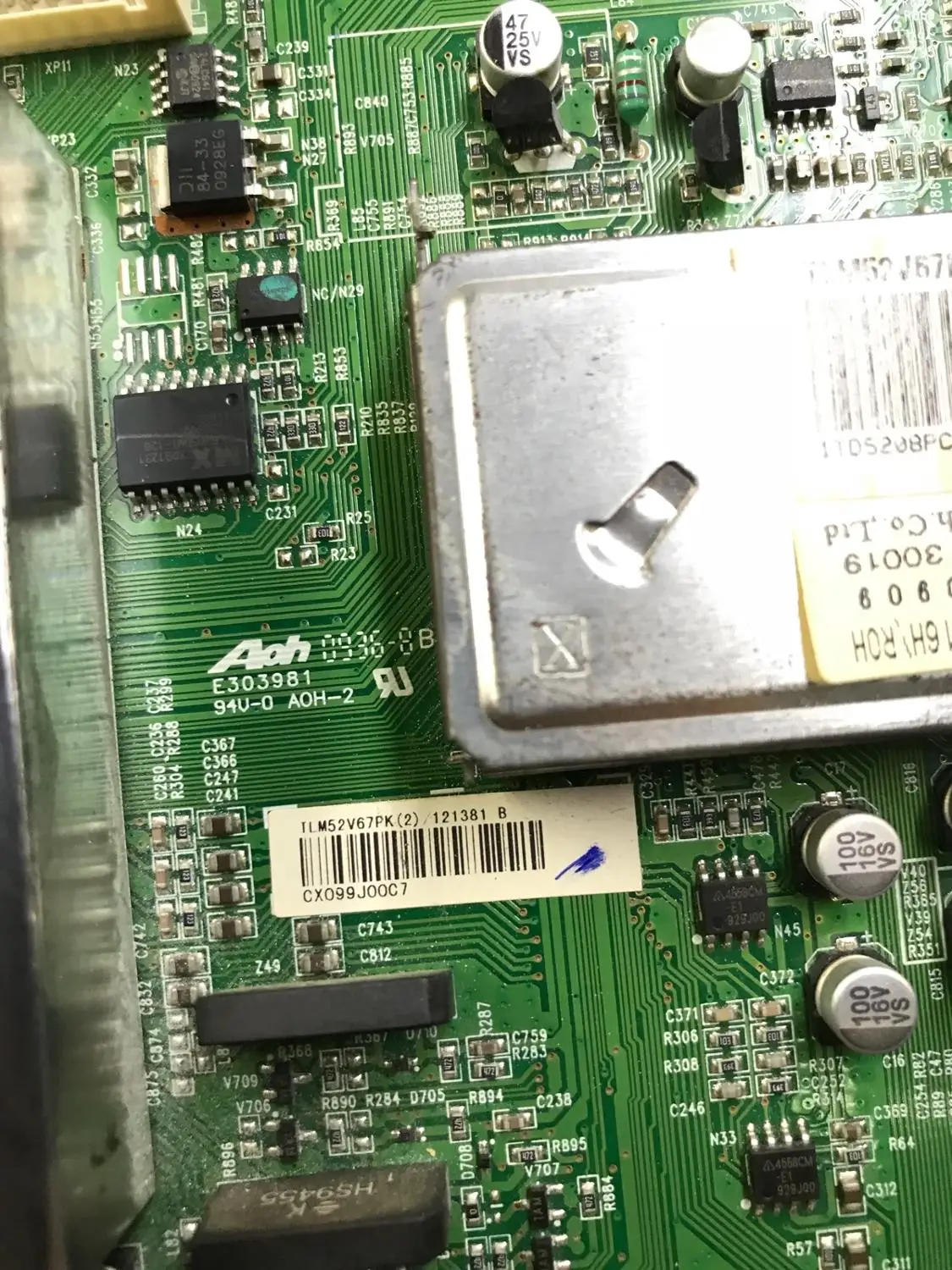 

Original TLM52V67PK motherboard RSAG7.820.1588/ROH with LTA520HB09