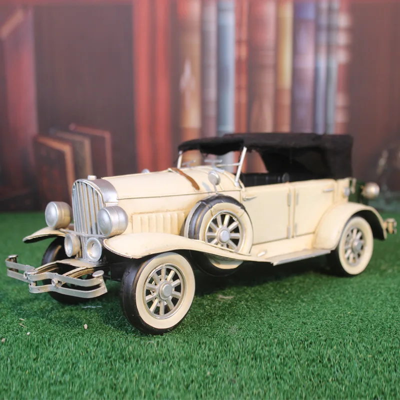 

Классическая Оловянная модель автомобиля в стиле ретро, 36x13,5x13 см, украшение для автомобиля, металлические поделки ручной работы, модель гру...