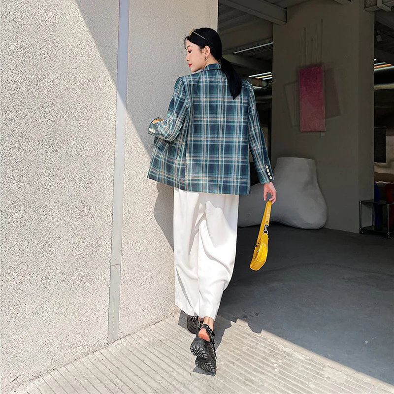 

LANMREM Women Retro British Style Plaid Pockets Blazer New Lapel Long Sleeve Loose Jacket Fashion Tide Spring Autumn 2021 2F0220