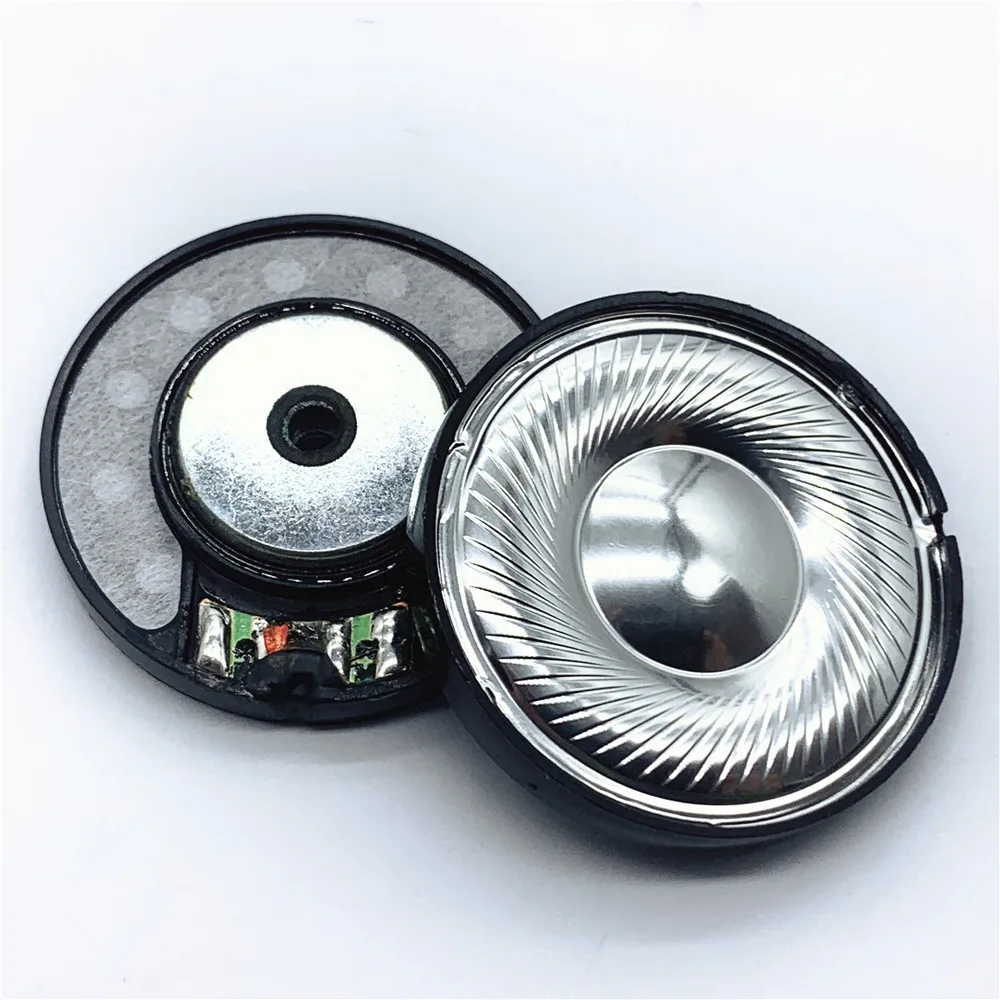 

Динамик 40 мм с алюминиевой пленкой, драйвер басов 32 Ом, 2 шт.