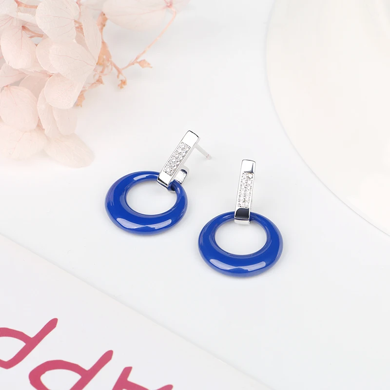 Новое поступление черные и синие полые круглые керамические серьги модные