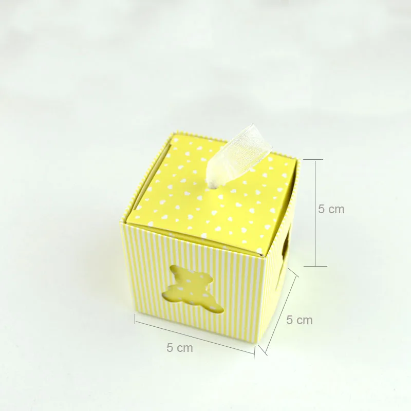 

Blue Pink Yellow Paper Gift Box with Handles Cartoon Animal Bear Party Bags Candy Box for Baby Shower Birthday Party Supplies