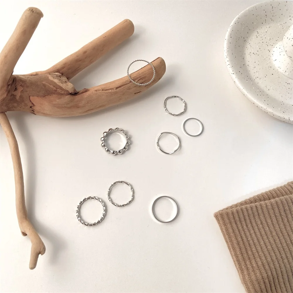 

EN Fashion 2021 Geometric Circular Twist Wave Rings Set For Women New Minimalist Finger Joint 8 Pcs/Set Ring Female Punk Jewelry