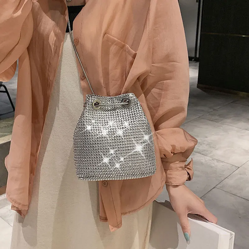 Роскошная шикарная женская сумка черные серебристые Стразы Женская милая ручная