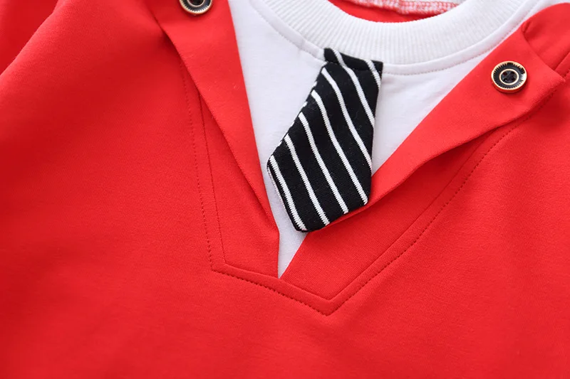 Комплект одежды для маленьких мальчиков сезон осень-весна Модный комплект