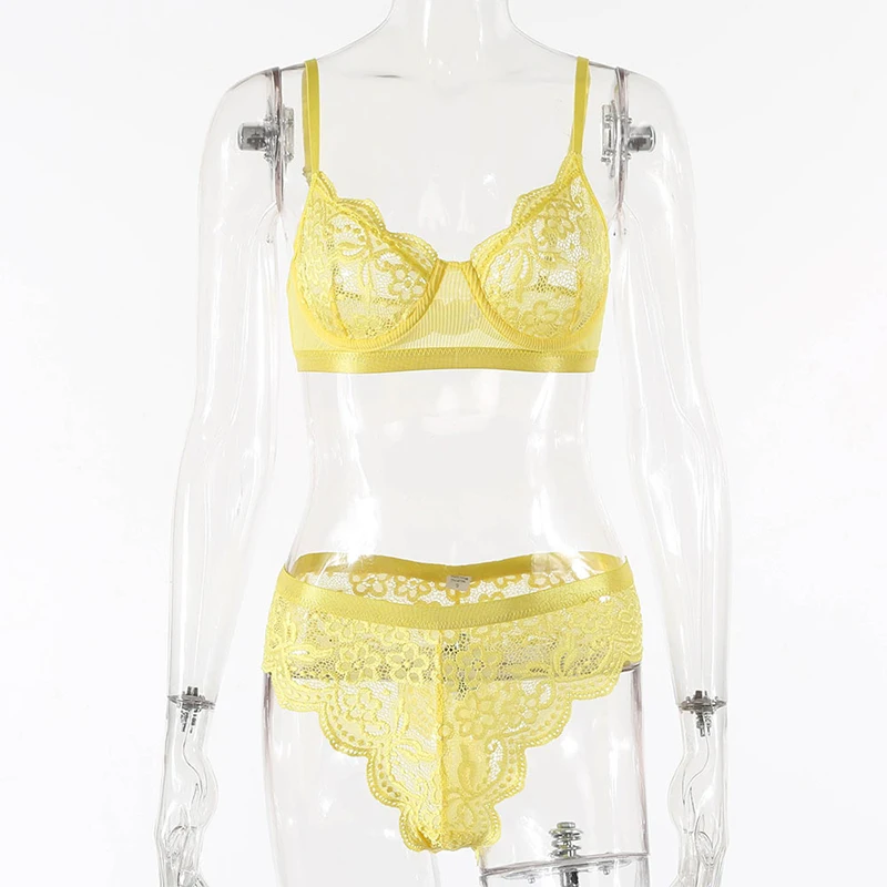 Бюстгальтер на косточках с чашками пуш-ап и трусики | Женская одежда