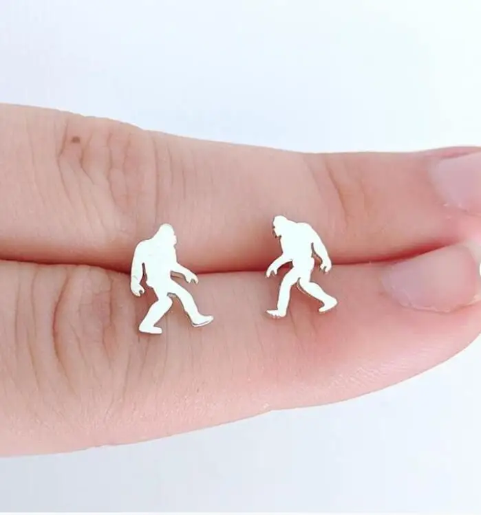 Серьги sasquatch. Bigfoot Yeti cryptid фольклор ювелирные изделия. Подарок для nerd geek scientist friend