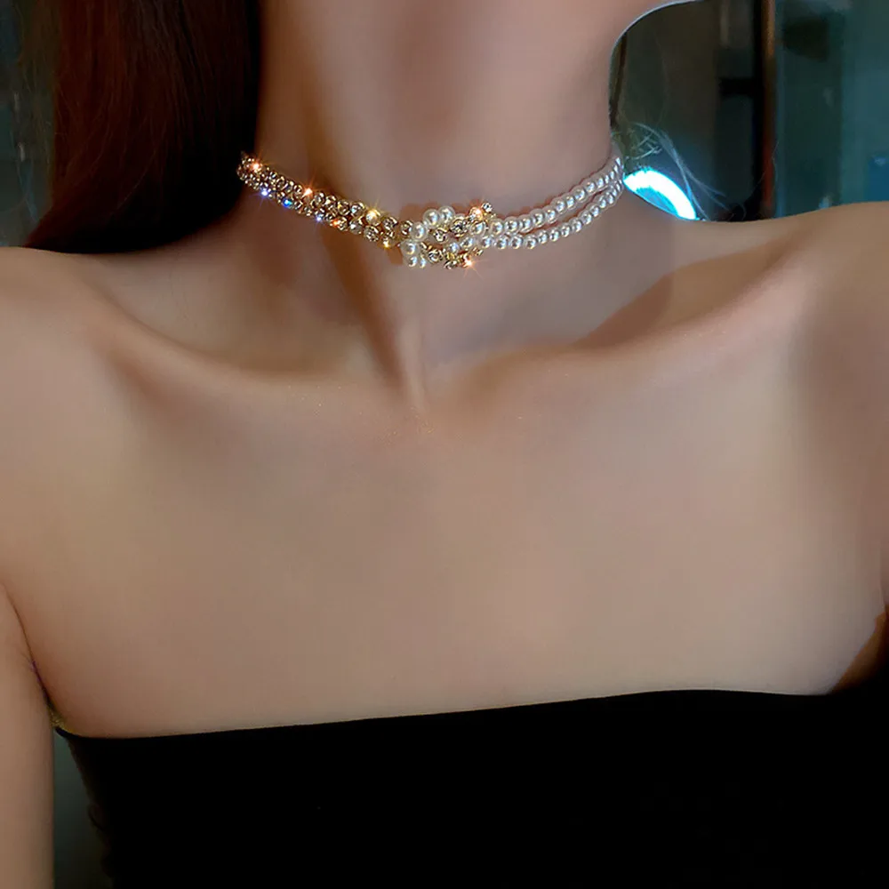 

Korean Style Pearl Crystal Choker Necklaces for Women Short Chain Rhinestone Necklaces Statement Party Jewelry Beautiful Gift
