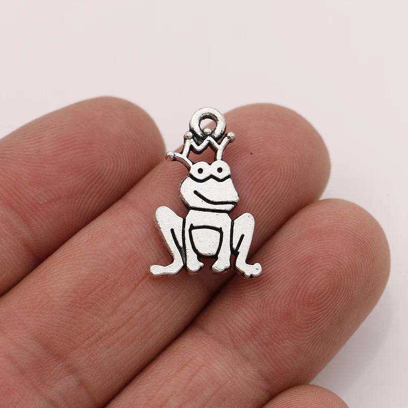 

20pcs Antique Silver Plated Frog Prince Charms Pendants for Jewelry Making Bracelet DIY Accessories 15x22mm