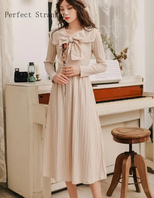 Женское трикотажное длинное платье с бантом и длинным рукавом зима 2019|Женские