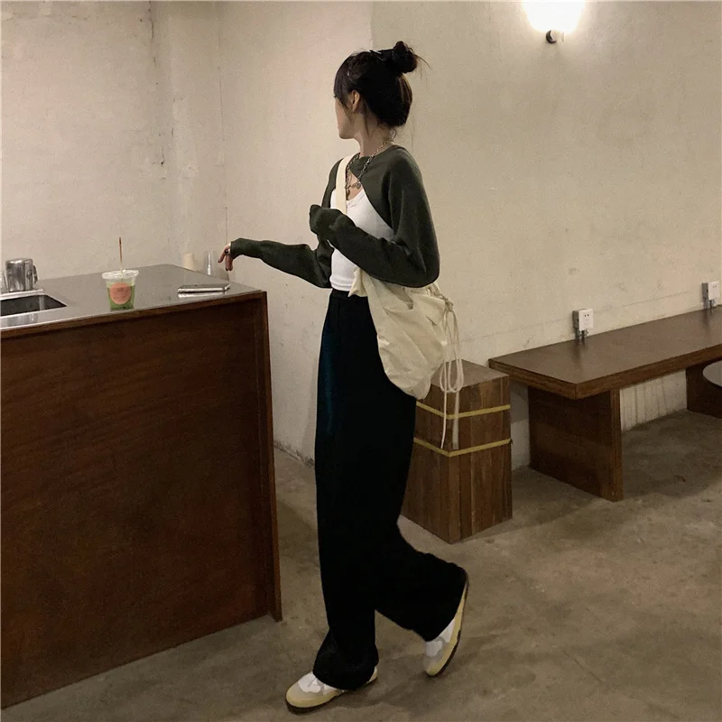 Новинка осени 2021 Модный трикотажный топ свободного кроя с длинным рукавом |