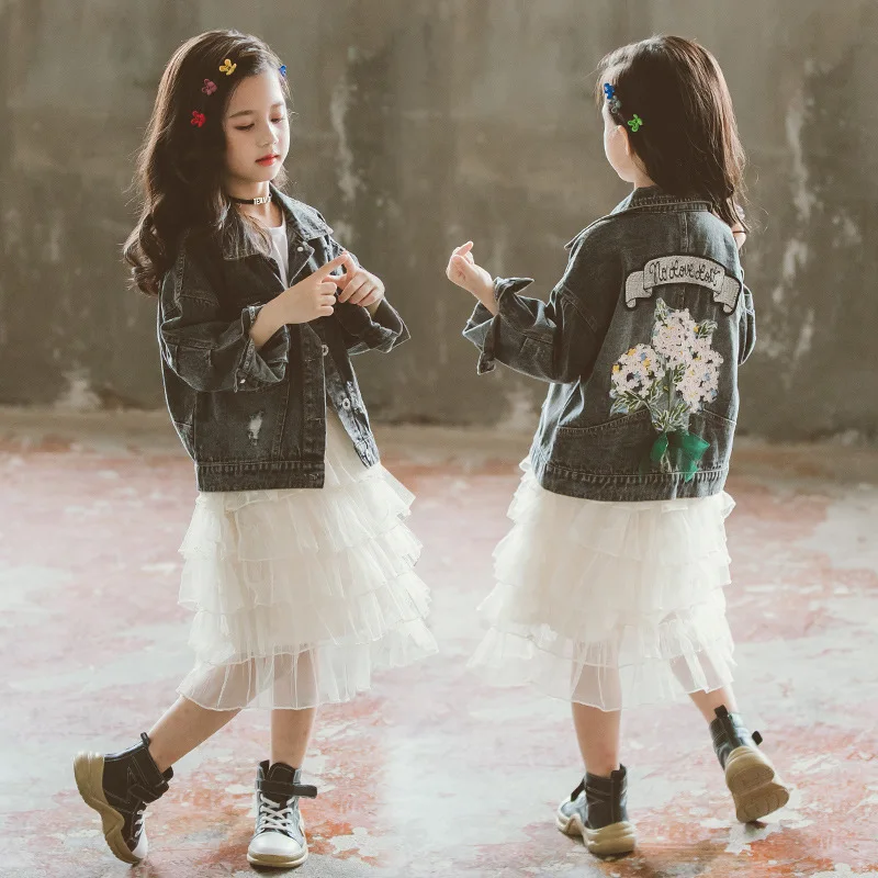 Модные джинсовые пальто для девочек детские куртки с цветочным принтом детская