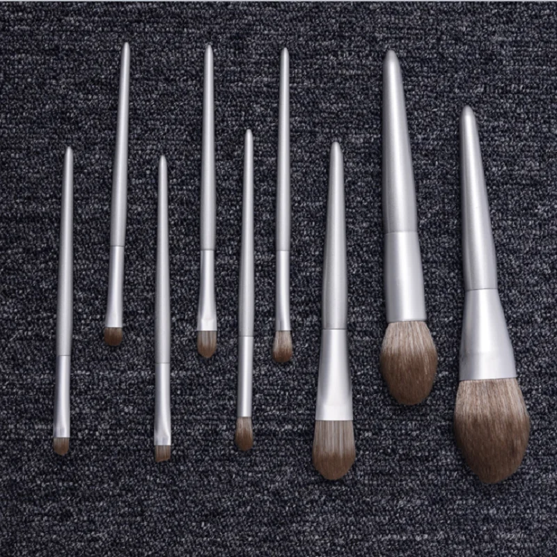 

New 8pcs 9pcs Makeup Brush Set Silver Beginner Makeup Tool Foundation Brush Eyeshadow Brush