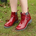 Короткие блестящие женские сапоги с верхом из ПВХ, нескользящая водонепроницаемая резиновая обувь, новый стиль, уличная дождливая походная обувь