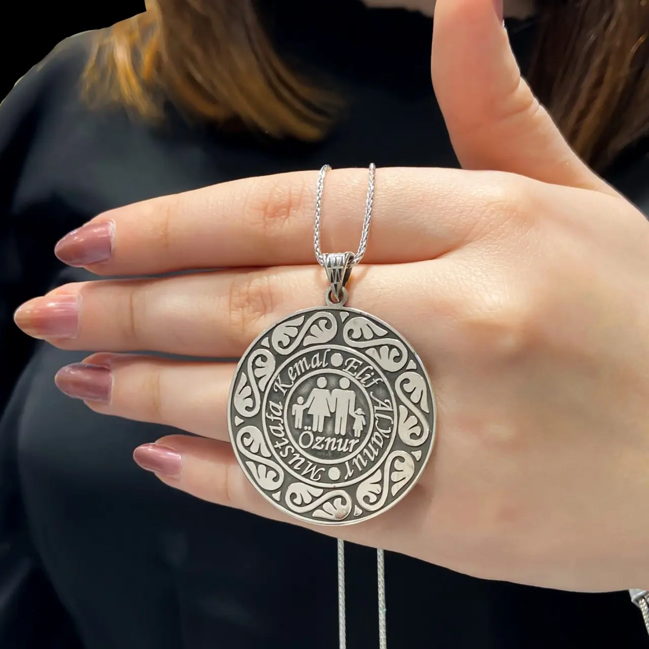 

Family Necklace İstediğiniz Name, Figure Is Written 925 Silver Necklace