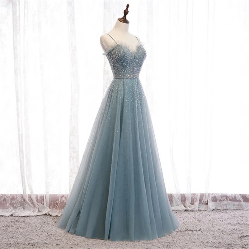 

Spaghetti Straps V Neck Blue Prom Dress Long Tulle Prom Gown Beaded Blue Sparkly Luxury Evening Dress Formal Dress Women Elegant