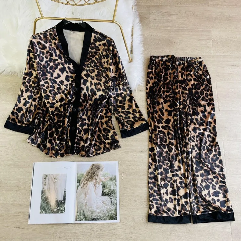 

Velvet Leopard Pajamas Set Sexy V-neck Sleep Set Women Autumn 2PCS Sleepwear Long Sleeve Shirt&Pants Velour Trousers Suit