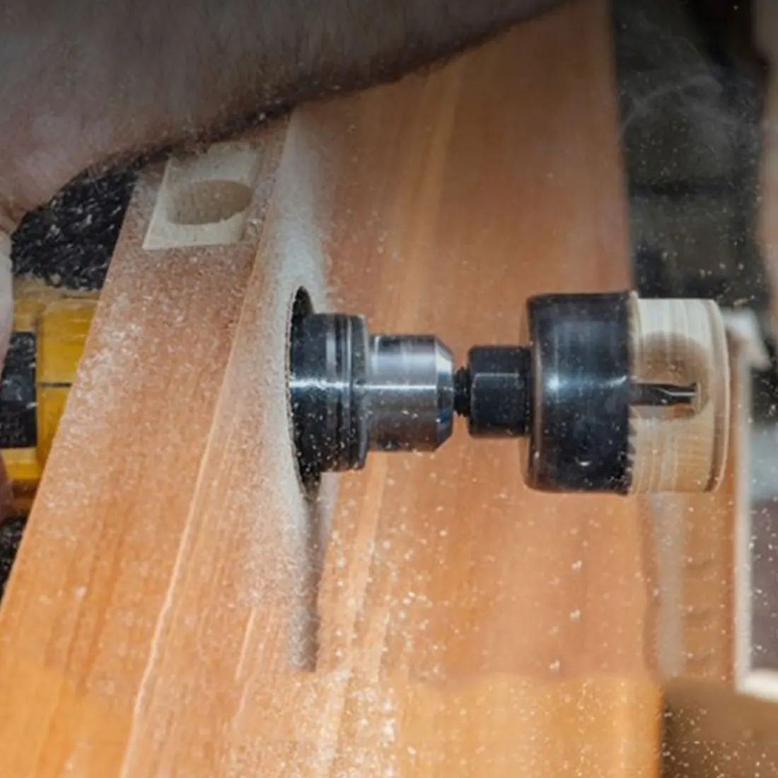 

Woodworking Hole Saw Set 11Pcs/ 16Pcs Drill Bit Carbon Steel 19-127mm Hole Cutter Set For Plasterboard Ceiling Wood Hole Saw Kit