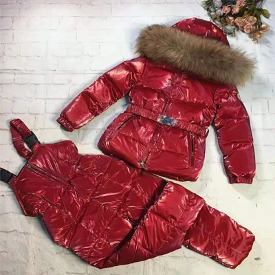 red Детский костюм пуховая куртка пуховое пальто из двух предметов для девочек Зимний лыжный костюм на лямках-30 утолщенная одежда с меховым капюшоном для девочек - Цвет: red