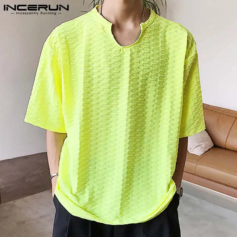 

Футболка INCERUN мужская с V-образным вырезом, свободная Повседневная рубашка с короткими рукавами, дышащая однотонная уличная одежда, лето 2021