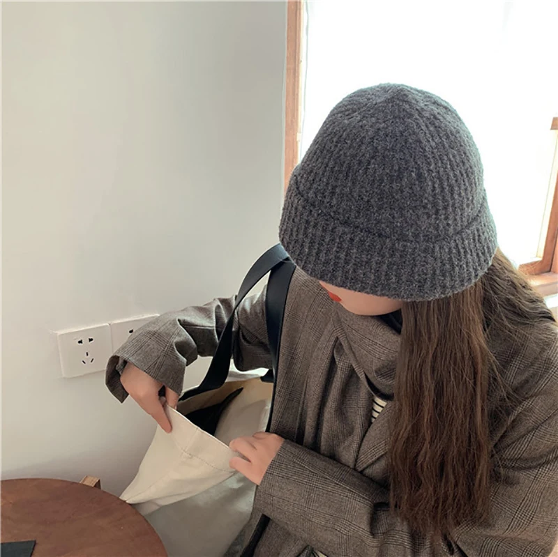 

Brief Women Khaki Knitting Fishermen Hat New Round Dome Temperament Fashion Tide All-match Autumn Winter 2021 1DD0499