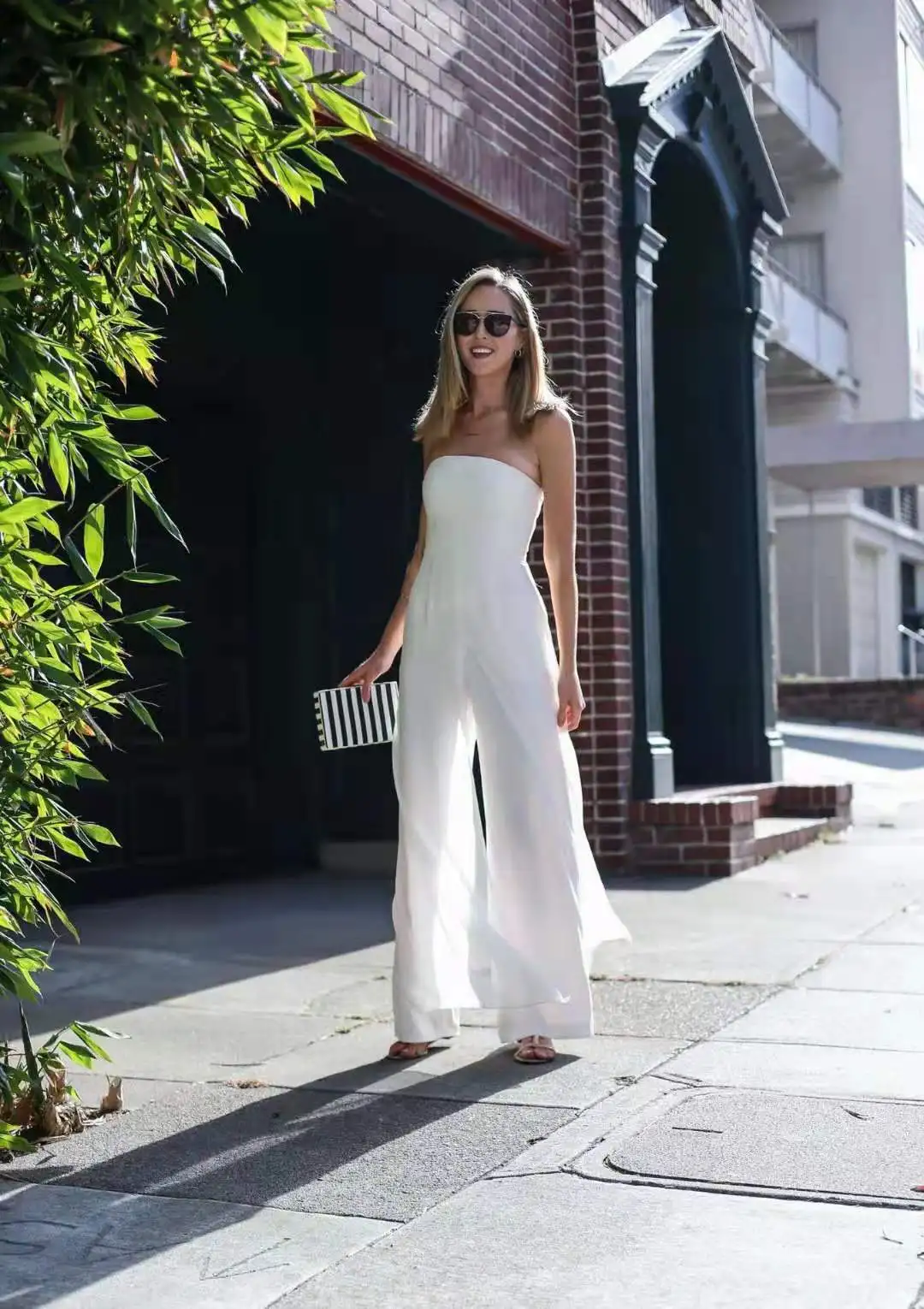 

2021 Mid-waist Sling Loose Jumpsuit Black and White Beltless Temperament Commuter Chiffon Casual Pants