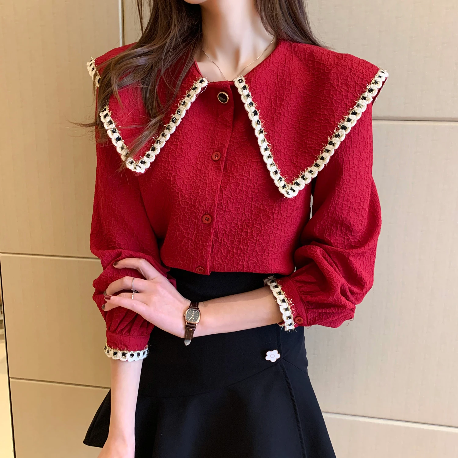 

Shirts & Blouses