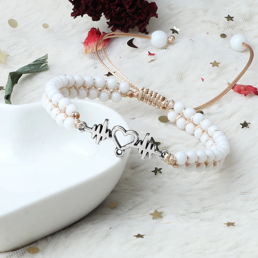 Винтажные браслеты с бусинами из натурального камня золотой и сердечко