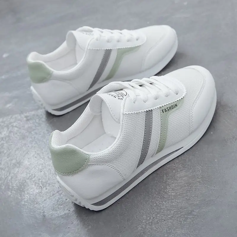 

2021 Women Breathable Mesh Sneakers Ladies Running Sports Shoes Female Daily Comfort Flats Woman Lace-Up Striped White Sneakers