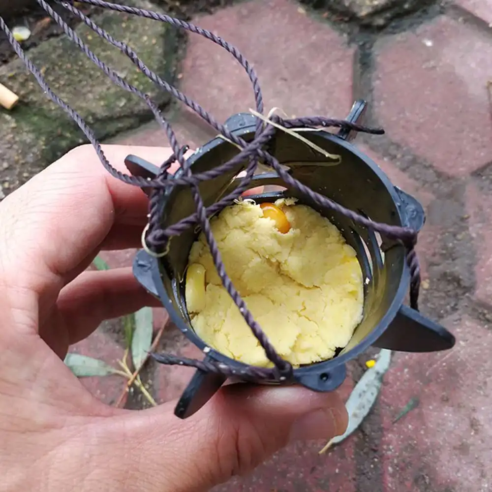 

2pcs Fishing Feeder Rockets Bait Thrower Gear Holder Lure Tools Sea Pole Dedicated Play Nest Device Tackle Tool