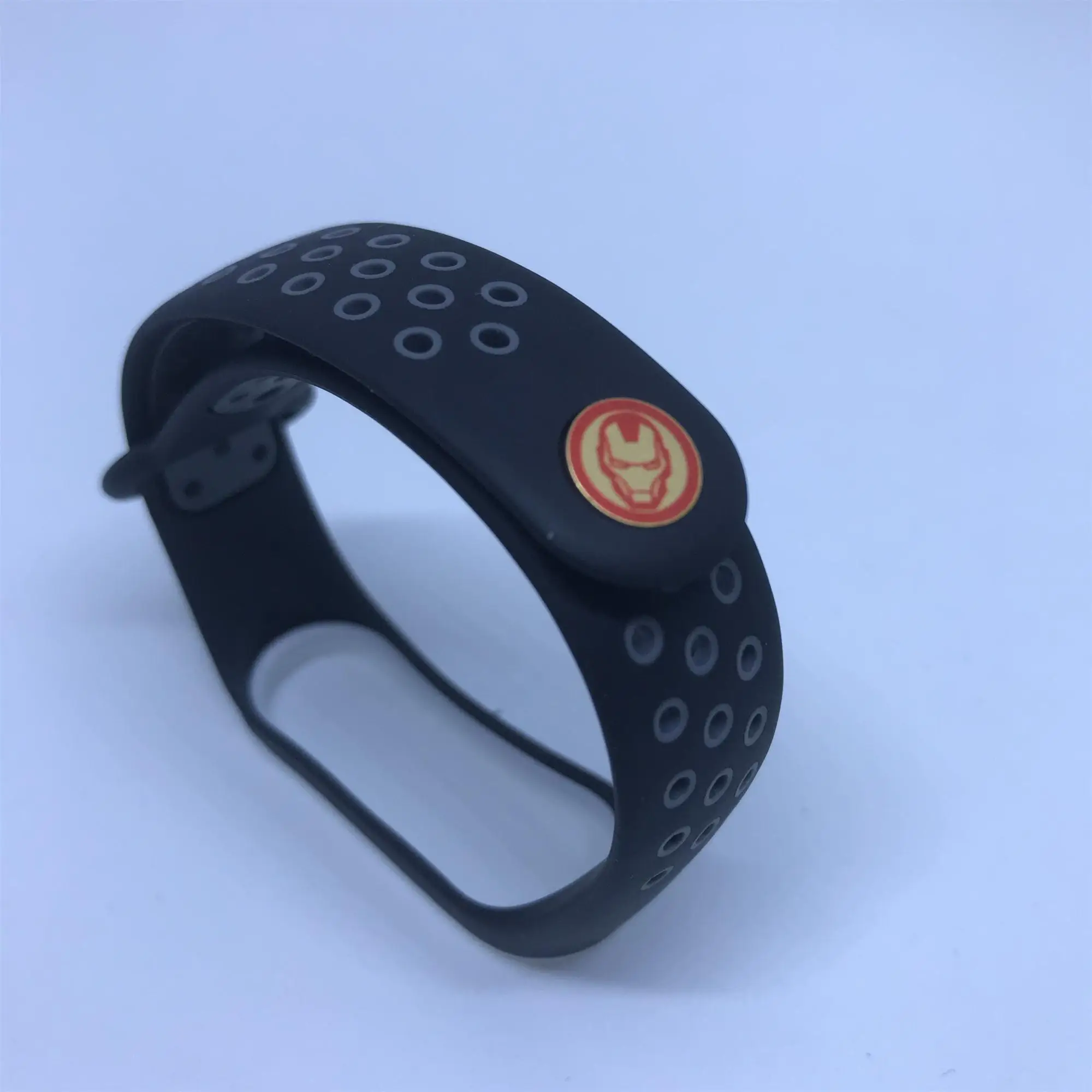 FIFATA NEW The Avengers Silicone Watch Strap For Xiaomi Mi Band 4 Xiaomi Mi Band 3 Smatr Watch Wristband Replace Accessories - Цвет: Black Gray-C