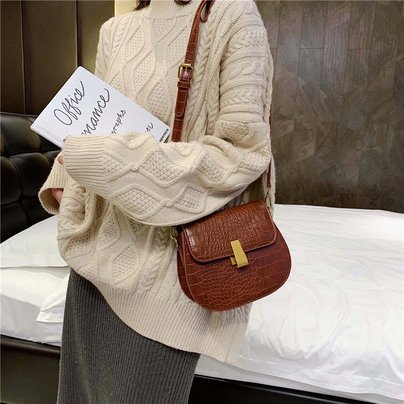 Маленькая женская сумка с каменным узором в стиле ретро наплечная из