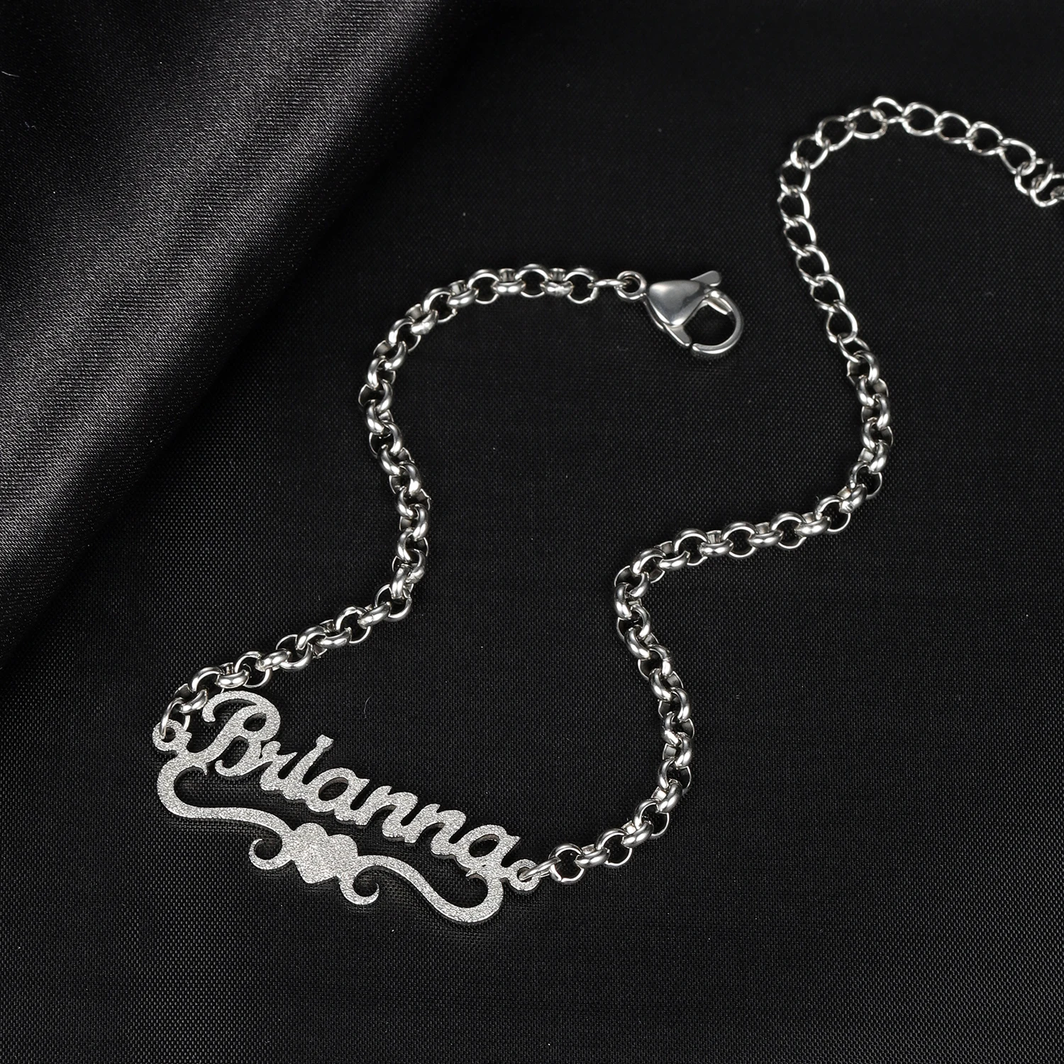 Custom Personalized Heart Name Bracelet Charms High Quality Stainless Steel Bracelets Frosted and Gilded Jewelry for Women Gift