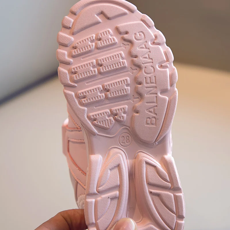 Сандалии для девочек Новинка 2020 летняя детская обувь широкие мягкие резиновые