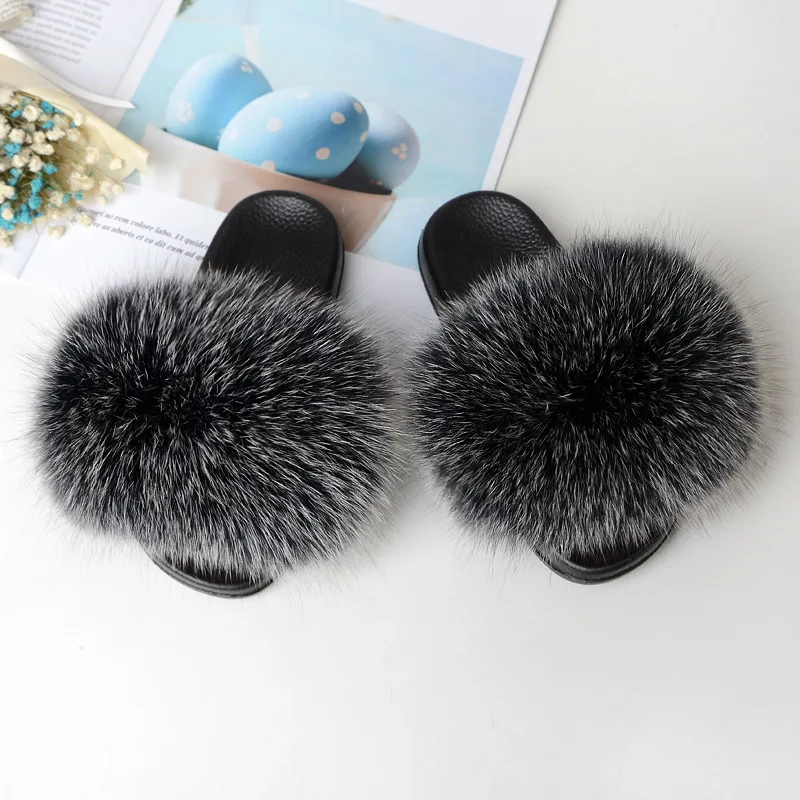 

Spring Fur Design Fashion Slippers Kids Fur Slippers Fluffy Furry Summer Flat Slippers Girls Cute and Sweet Sandals Flip Flops