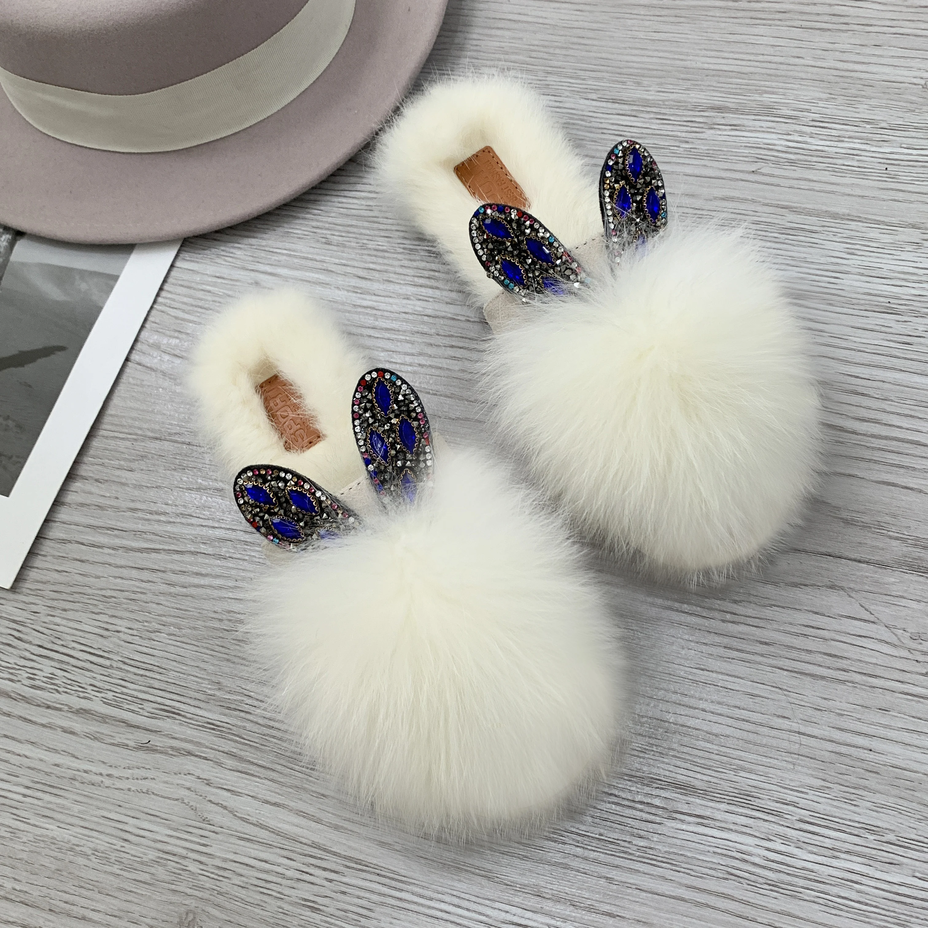 Размеры Большие размеры 35 40 в 2 Стиль! 2020 новые осенние женские милые вьетнамки на