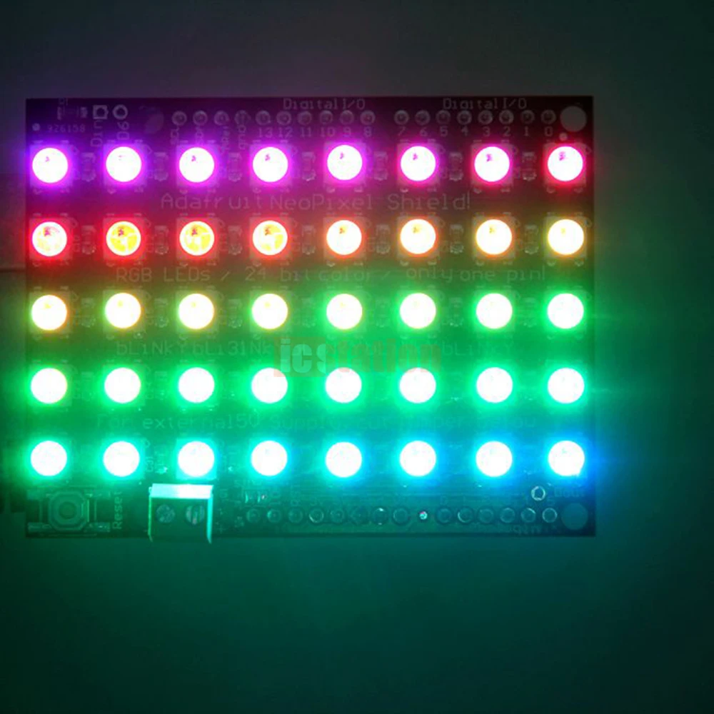 Новый светодиодный экран с матрицей 40 бит WS2812B 5050 RGB со встроенными драйверами |