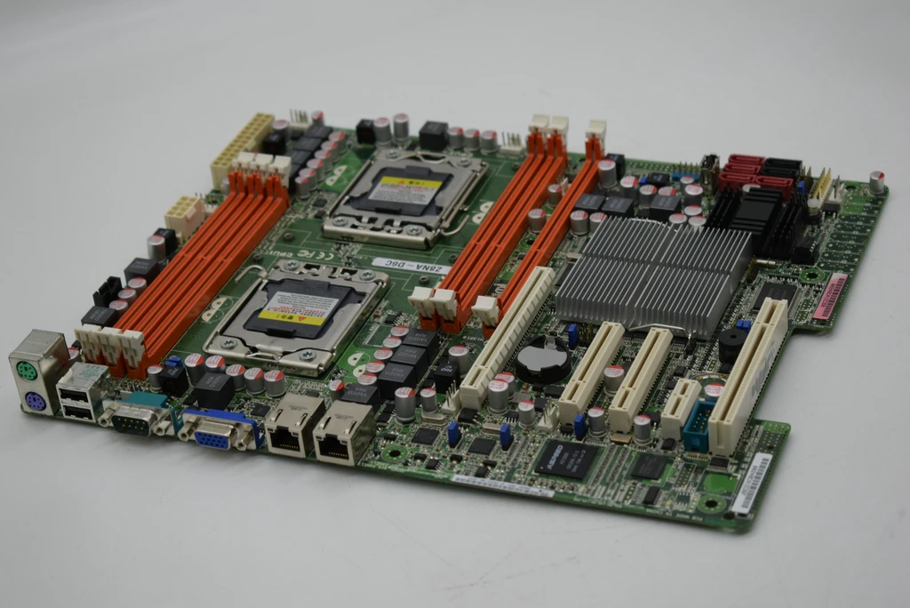 Для ASUS Z8NA-D6C X58 двойная Серверная плата 1366 pin DDR3 поддержка X5670 оригинальная подержанная материнская плата