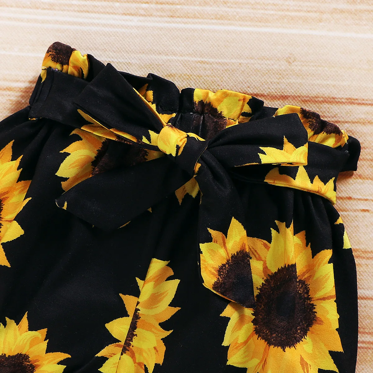 

Baby Summer Clothing Girl Floral Clothes Kids Short Sleeve Romper Newborn Jumpsuit+Girls Sunflower Tutu Shorts 3Pcs Outfits Set