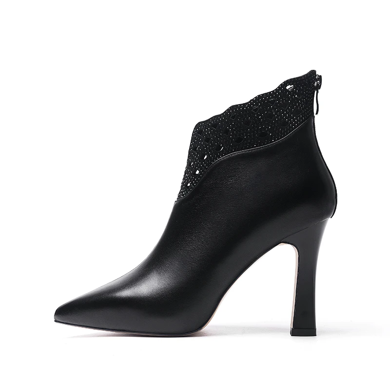 Black cow leather Universe/дизайнерская зимняя обувь с перфорацией; женские модные ботинки; botas mujer invierno; ; ботинки на высоком каблуке; женские ботильоны; J267 - Цвет: Black cow leather