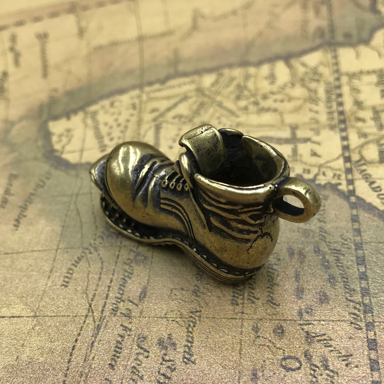 Фонарь для украшения ключа |